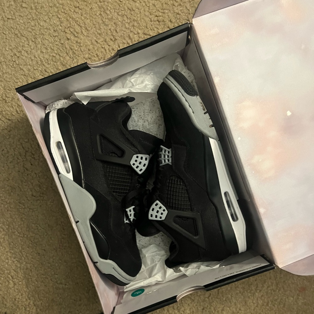 Jordan 4’s Retro Black Canvas